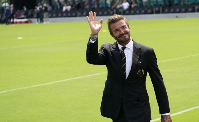  都灵德比火药味十足，主教练赛后指责判罚尺度  